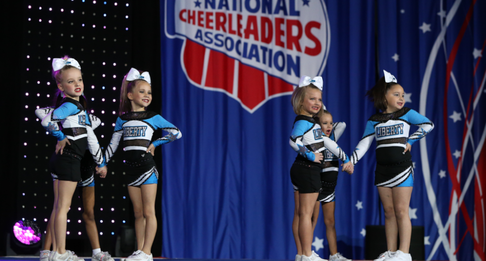 Why Varsity Cheer and Dance Competitions for Youth & Rec